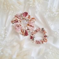 Sárga-mályva virágos scrunchie - választható méret 
