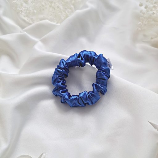 Kék szatén scrunchie - vékony