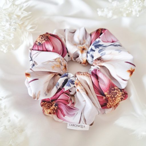 Nagy virágmintás scrunchie - választható méret
