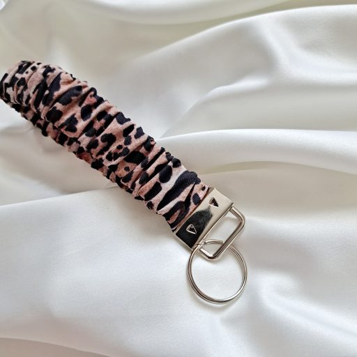 Scrunchie kulcstartó - leopárdmintás 