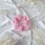 Rozsaszín pliszirozott scrunchie - közepes 
