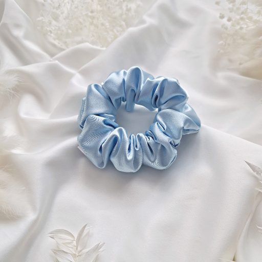 Világoskék szatén scrunchie - választható méret