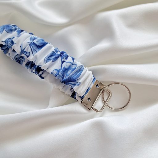 Scrunchie kulcstartó - kék mintás 